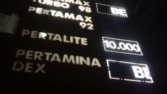 Wa 0838.3060.0218 I Jual running text  Gresik